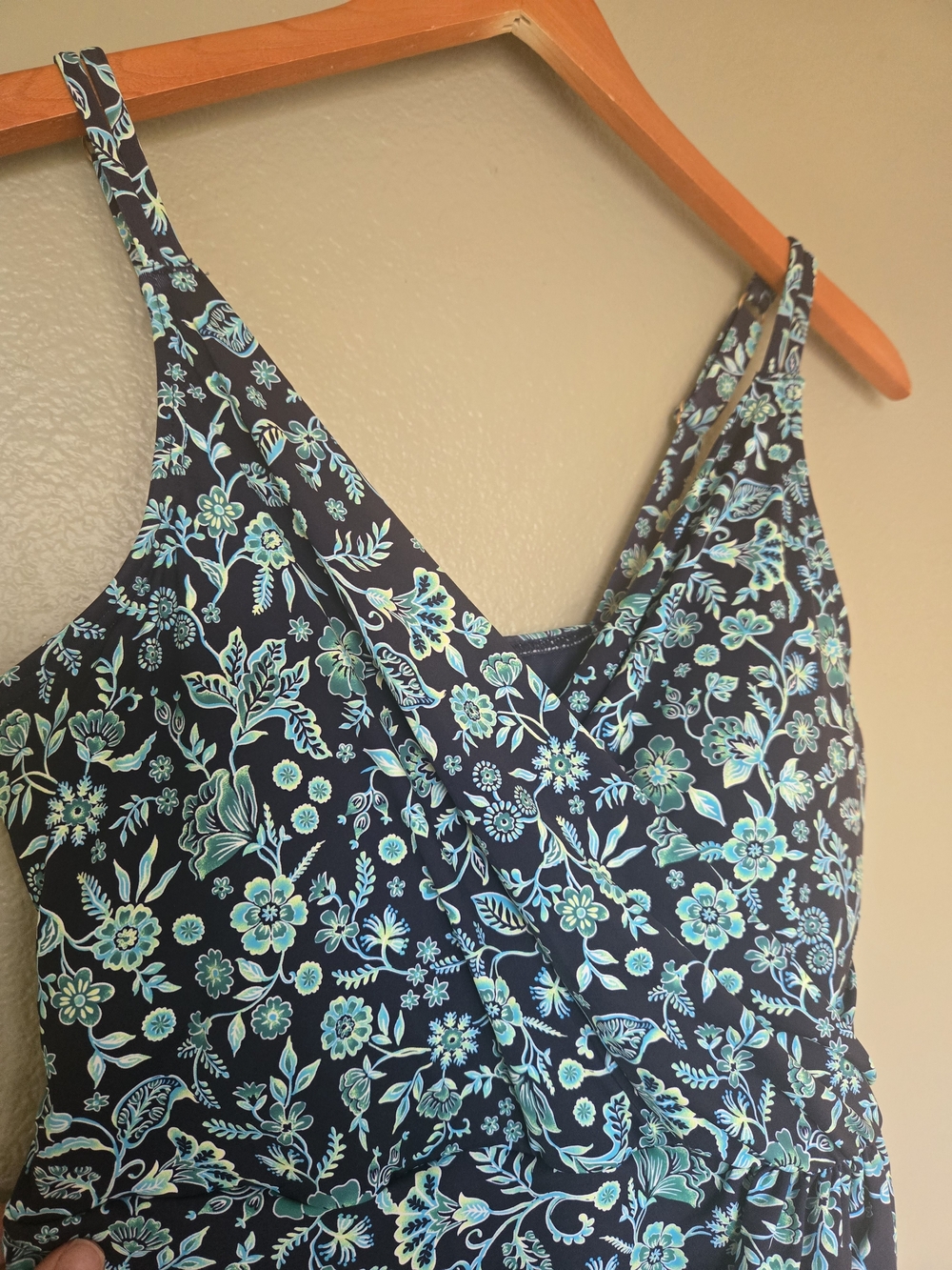 Lands' End NWOT Swimsuit, Bathing Suit, Swim Dress, Floral, Paisley, Size 10 - Picture 9 of 9